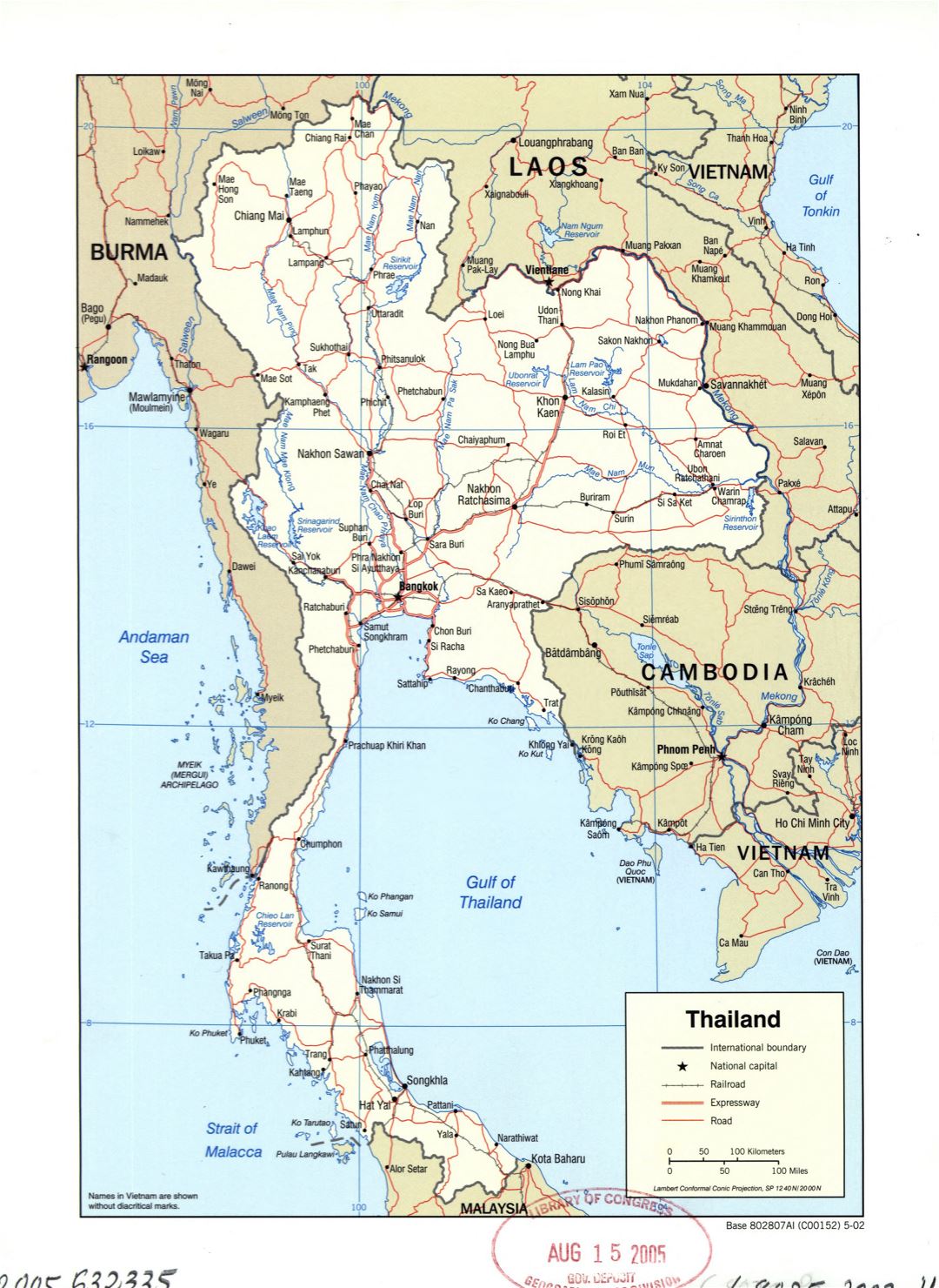 Grande detallado mapa político de Tailandia con carreteras, ferrocarriles y principales ciudades - 2002
