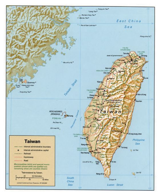 Grande detallado mapa político y administrativo de Taiwán con socorro, carreteras, ferrocarriles y principales ciudades - 1992