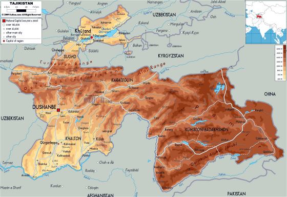 Grande mapa físico de Tayikistán con carreteras, ciudades y aeropuertos