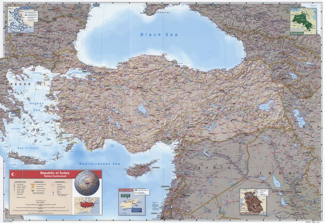 A gran escala detallado mapa político y administrativo de Turquía con socorro, carreteras, ferrocarriles, todas ciudades, puertos y aeropuertos - 2002