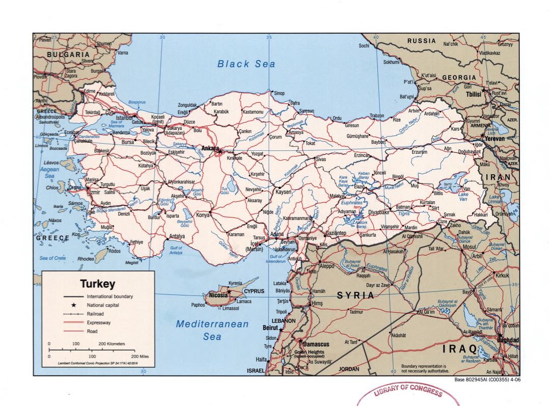 Grande detallado mapa político de Turquía con carreteras, ferrocarriles y principales ciudades - 2006