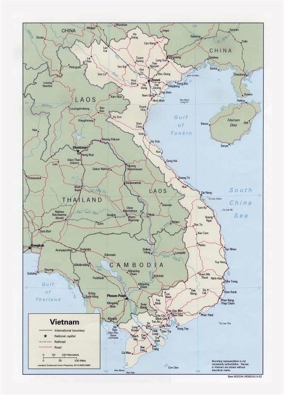 Detallado mapa político de Vietnam con carreteras, ferrocarriles y principales ciudades - 1992