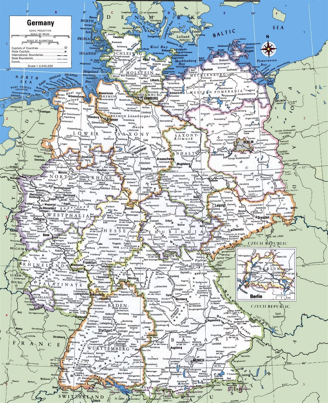 Mapa político y administrativo detallada grande de Alemania con las ciudades