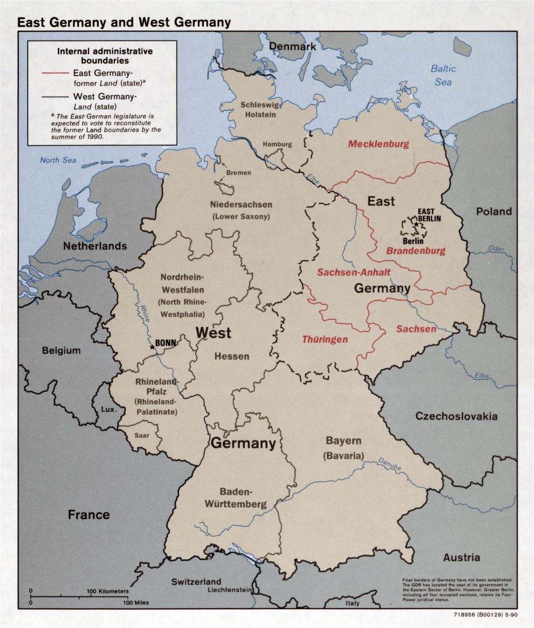 Mapa político y administrativo detallada grande de Alemania Oriental y Alemania Occidental - 1990