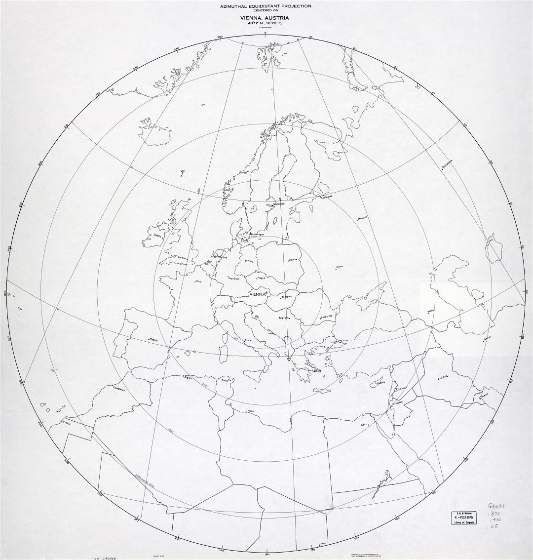 A gran escala detalle azimutal equidistante proyección cartográfica centrada en Viena, Austria - 1970