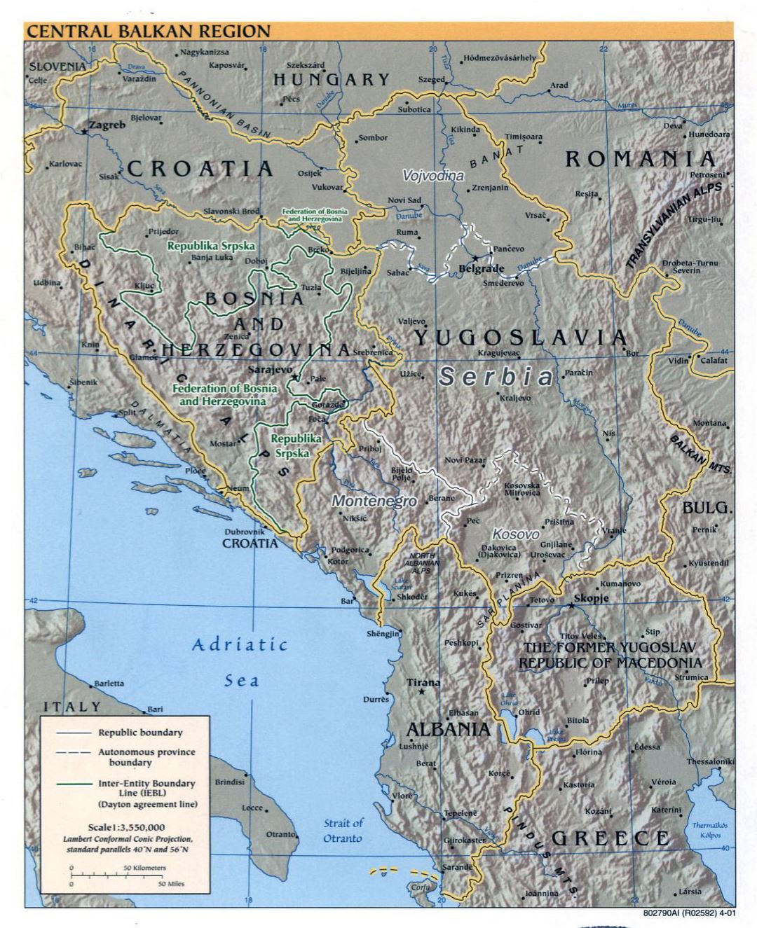 Mapa político detallada de la Región Central de los Balcanes con alivio y las principales ciudades - 2001