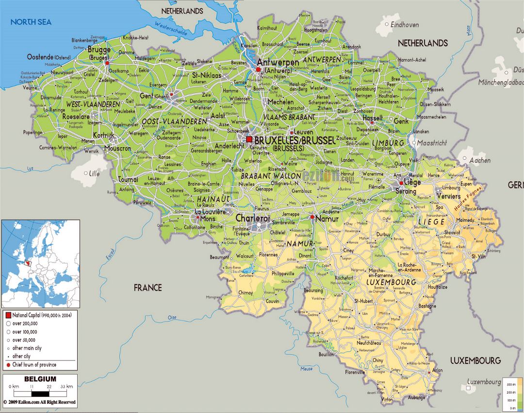 Mapa físico grande de Bélgica con carreteras, ciudades y aeropuertos