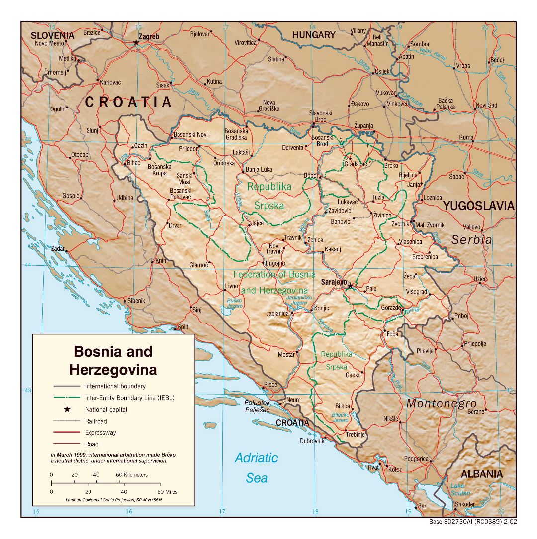 Mapa grande detallada política y administrativa de Bosnia y Herzegovina con alivio, caminos y ciudades - 2002