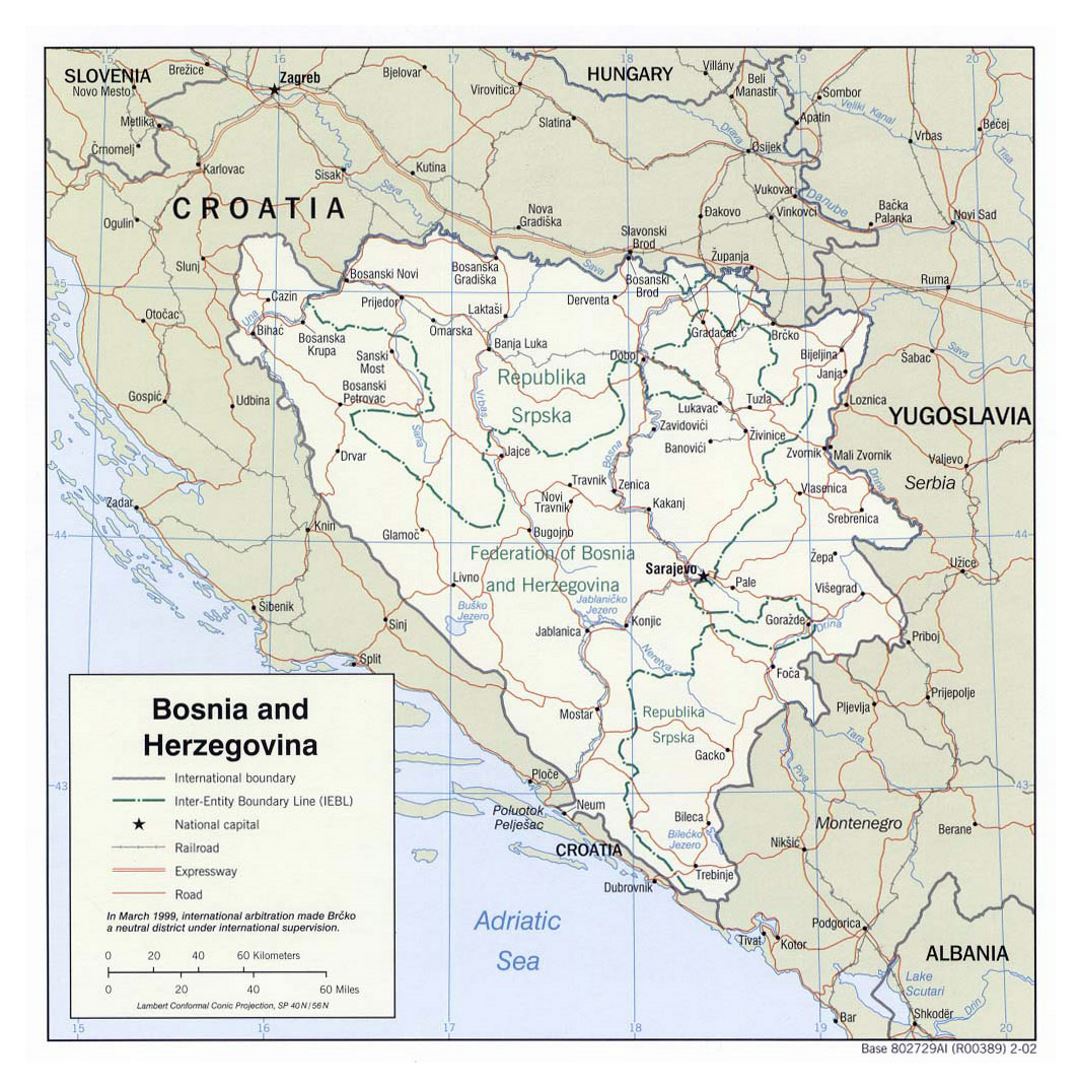 Mapa político y administrativo grande de Bosnia y Herzegovina con las carreteras y las principales ciudades - 2002