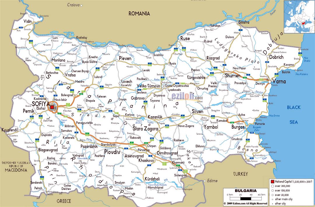 Gran mapa de carreteras de Bulgaria con las ciudades y aeropuertos