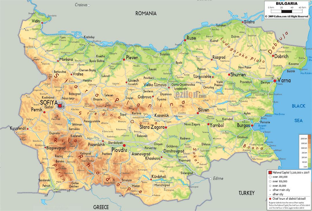 Mapa físico grande de Bulgaria con carreteras, ciudades y aeropuertos