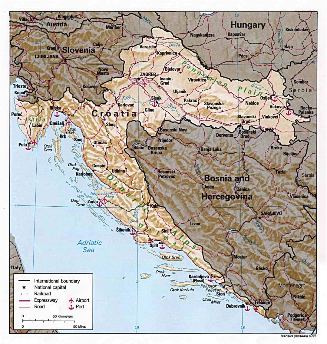 Mapa grande detallada política y administrativa de Croacia con alivio, las carreteras, las principales ciudades, puertos y aeropuertos - 1992