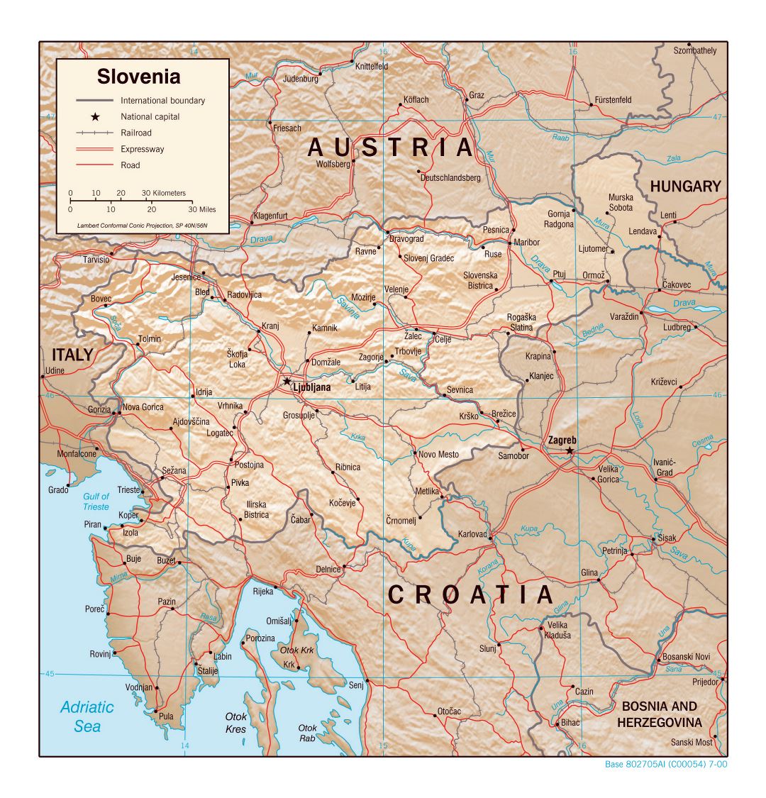 Grande detallado mapa político de Eslovenia con relieve, carreteras, ferrocarriles y ciudades principales - 2000