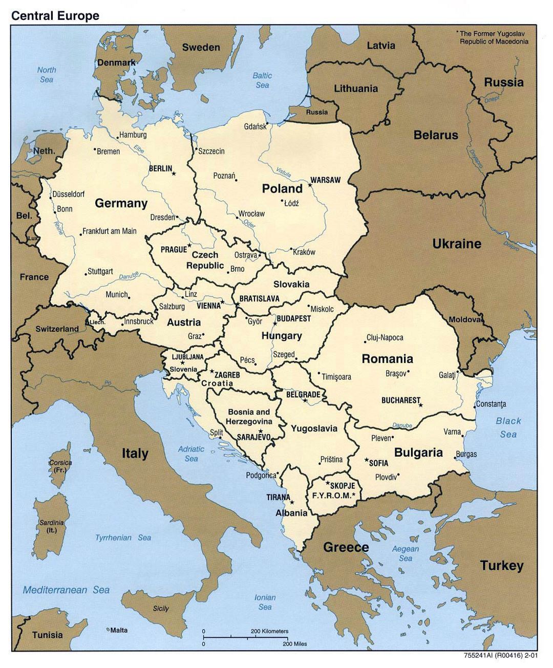 Mapa político detallado de Europa Central - 2001
