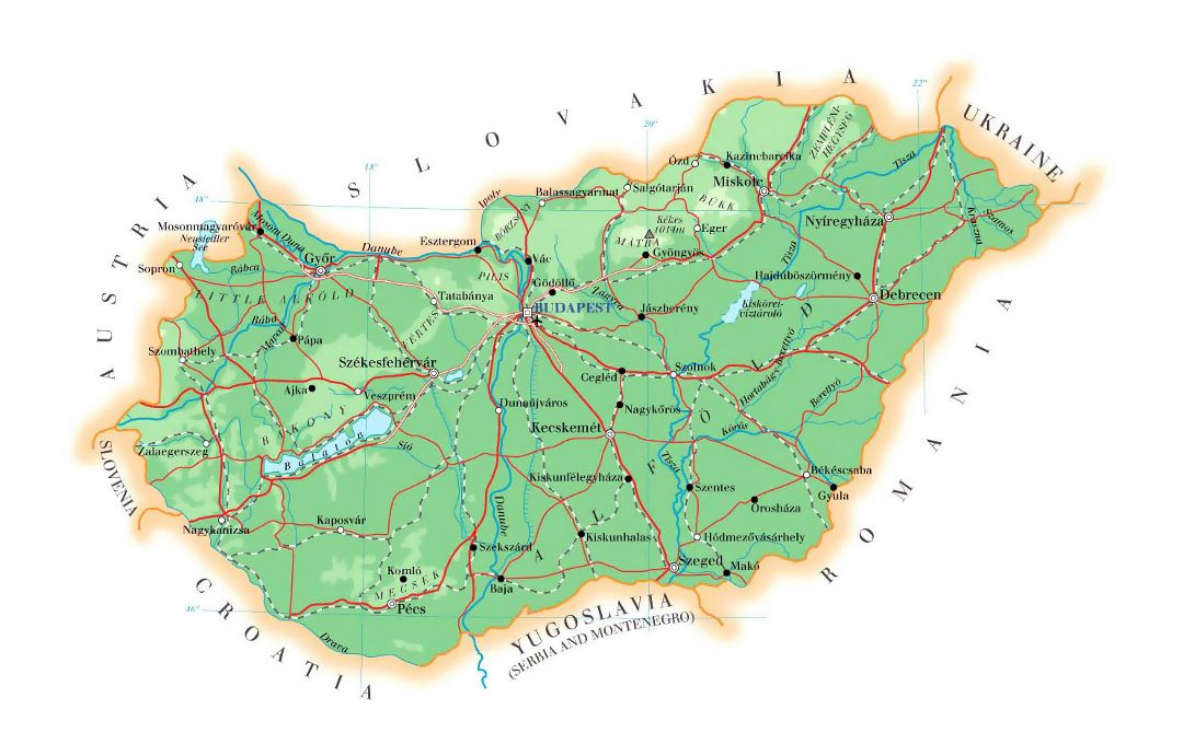 Mapa de elevación detallado de Hungría con carreteras, ciudades y aeropuertos