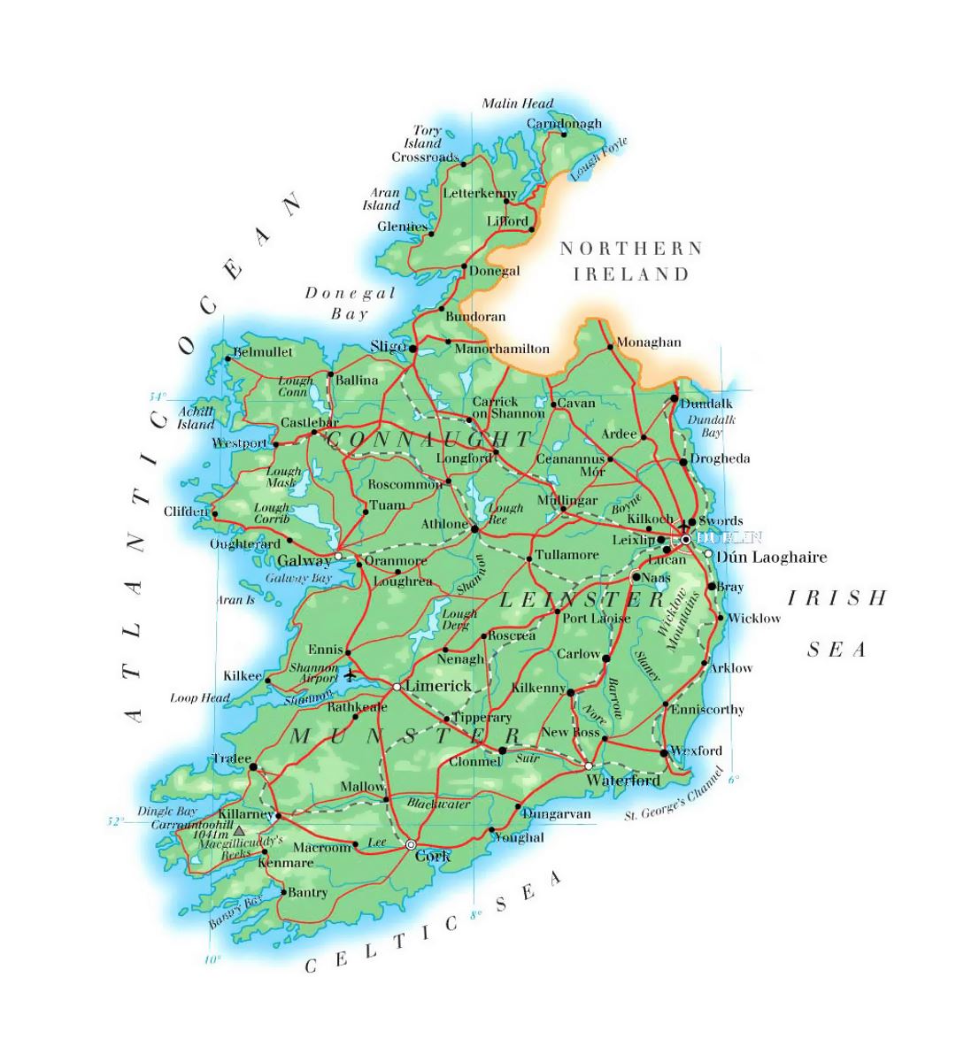 Mapa de elevación detallado de Irlanda con carreteras, ciudades y aeropuertos