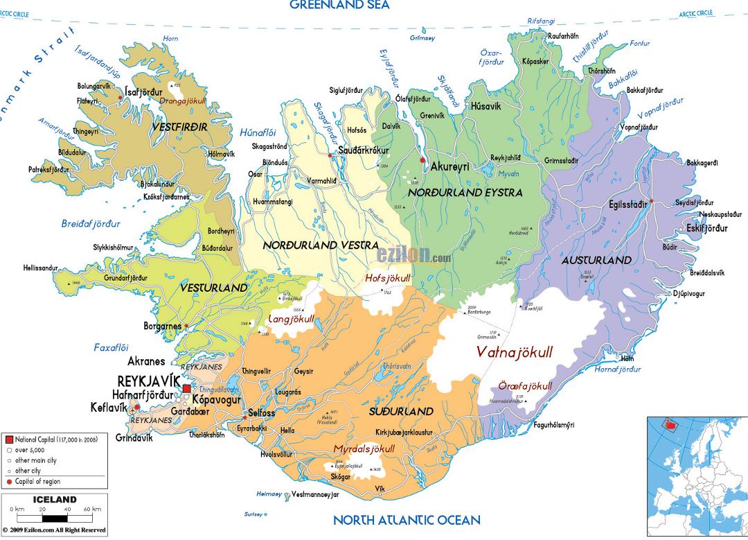 Mapa político y administrativo grande de Islandia con carreteras, ciudades y aeropuertos