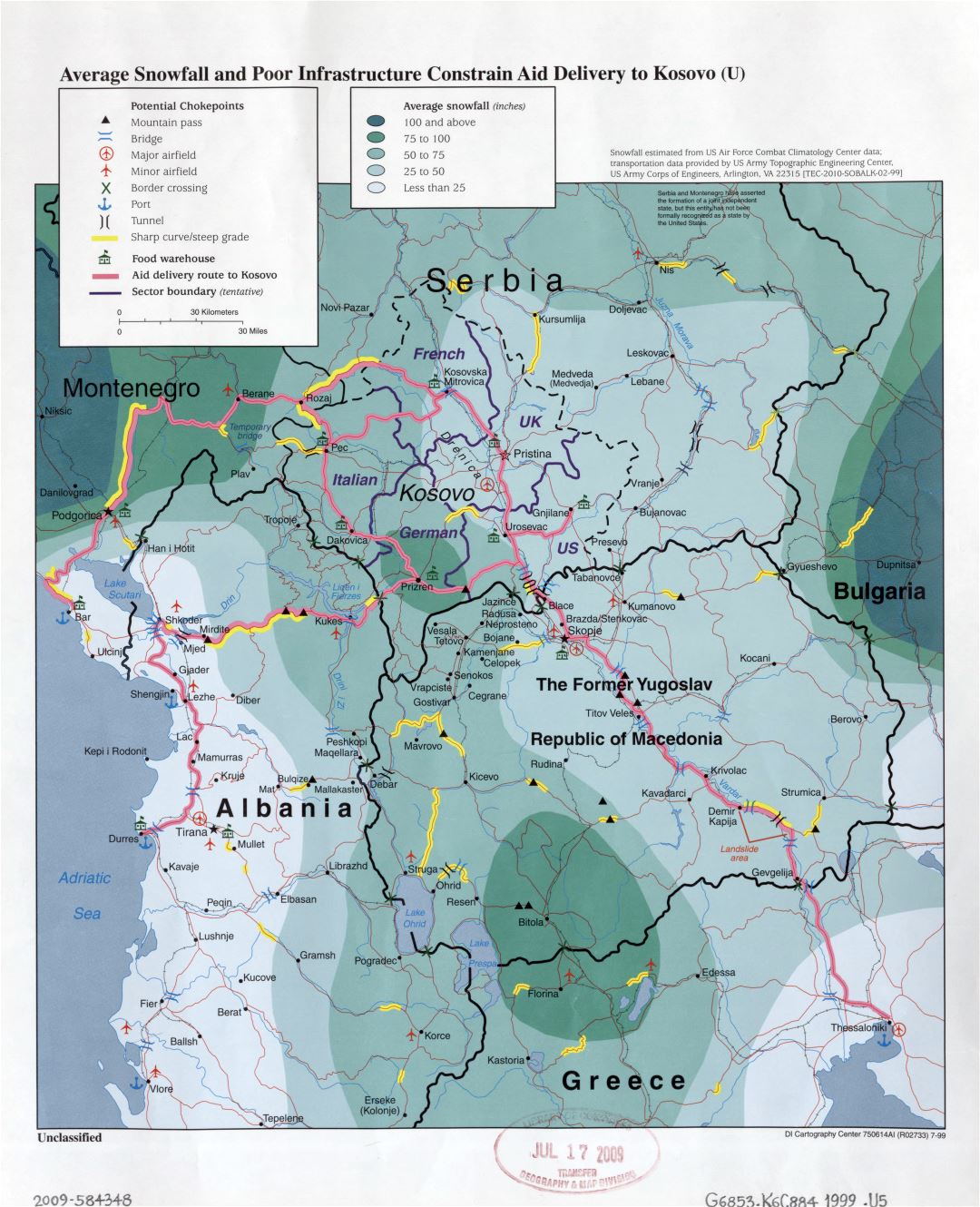 Las nevadas promedio de gran detalle y las limitaciones de infraestructura deficientes ayudan a la entrega al mapa kosovo - 1999