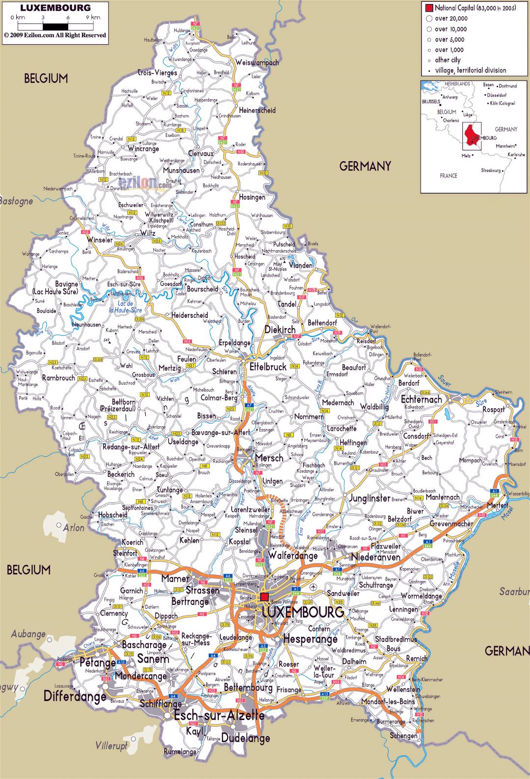 Grande hoja de ruta de Luxemburgo con ciudades y aeropuertos