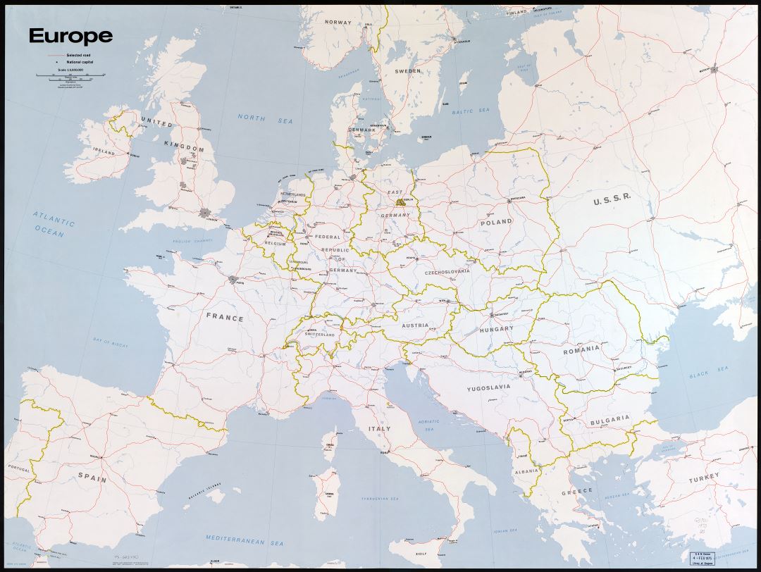Gran escala antiguo mapa político de Europa - 1973