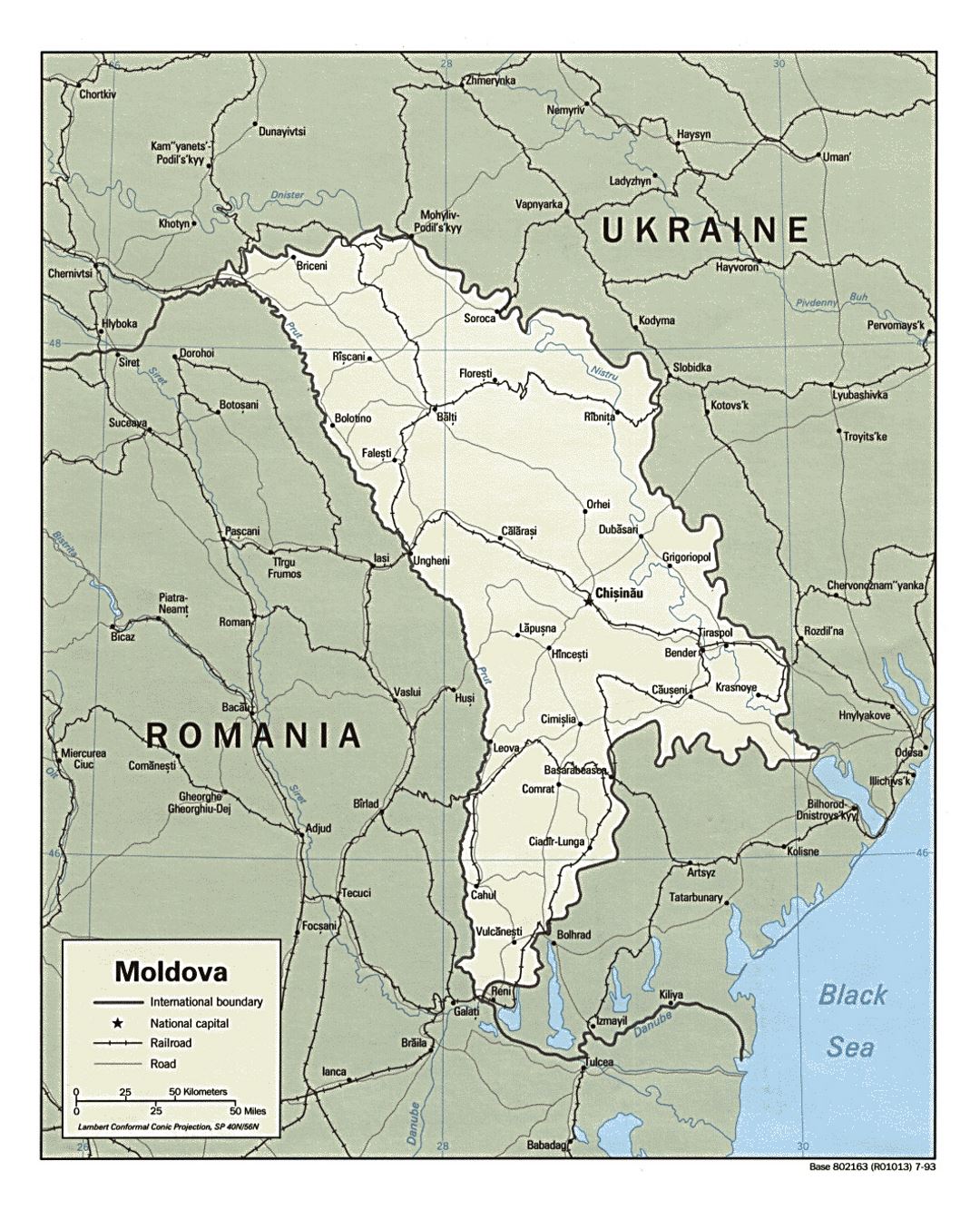 Detallado mapa político de Moldavia con carreteras, ferrocarriles y principales ciudades - 1993
