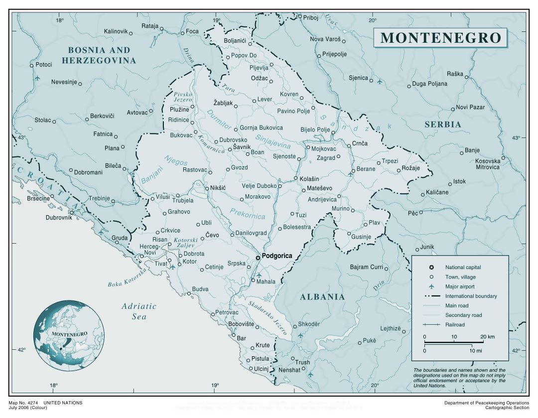 Grande detallado mapa política de Montenegro