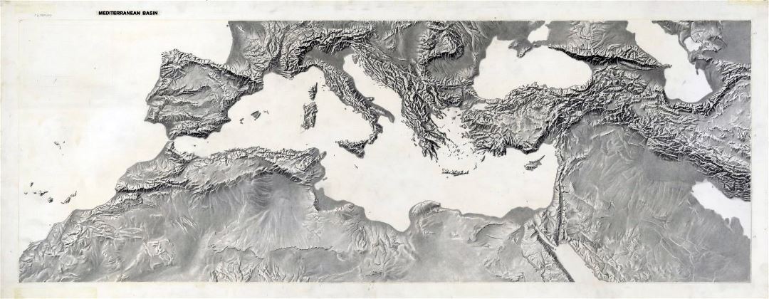 Mapa en relieve detallada de la cuenca mediterránea