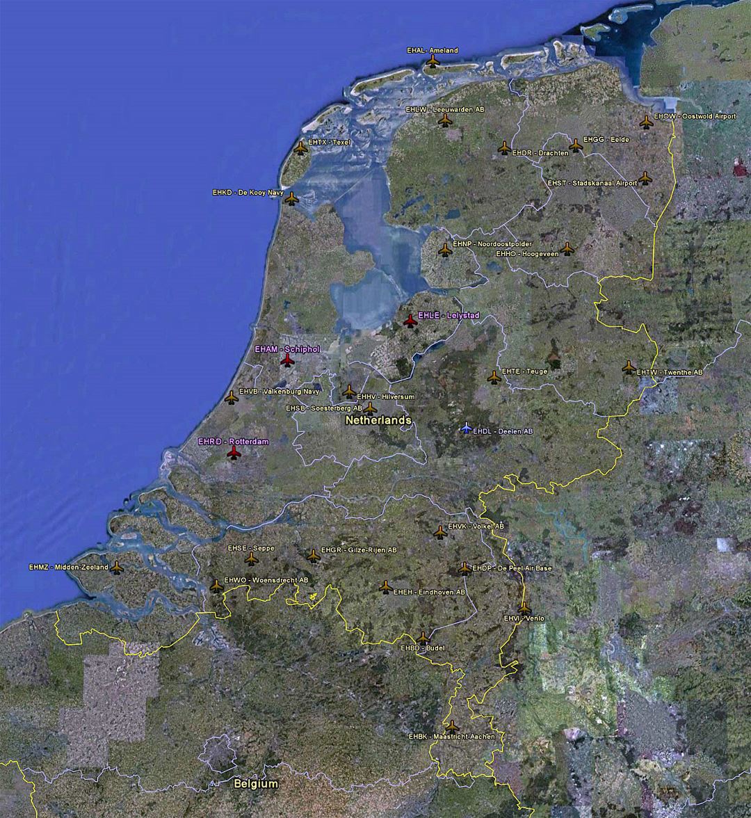 Grande mapa de satélite de Países Bajos con aeropuertos