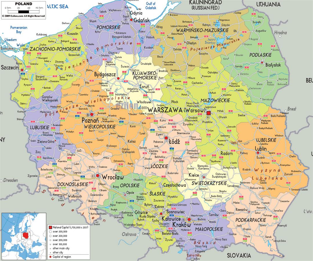 Grande mapa político y administrativo de Polonia con carreteras, ciudades y aeropuertos