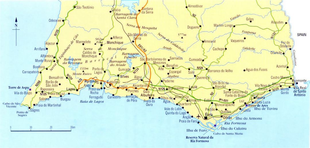 Detallado mapa de Algarve con carreteras, ciudades y aeropuertos
