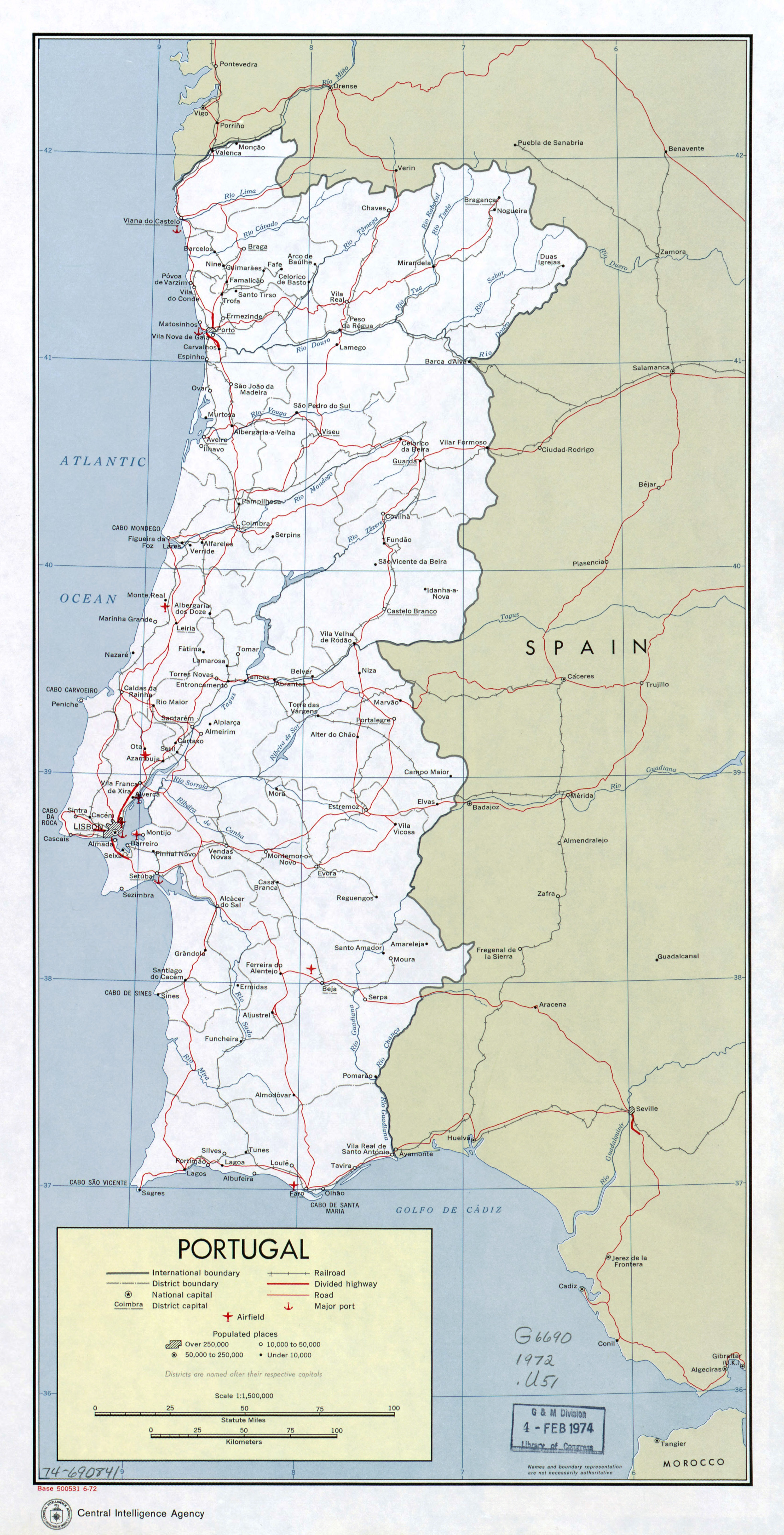 Grande detallado vieja mapa política y administrativa de Portugal con alivio, caminos y ciudades - 1811, Portugal, Europa