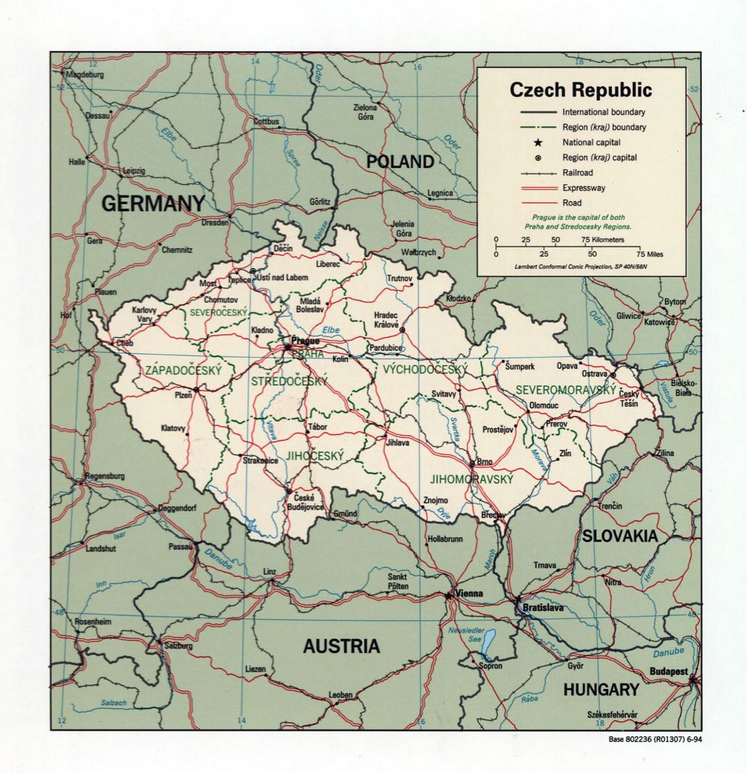 Mapa político y administrativo grande de República Checa con las carreteras y las principales ciudades - 1994