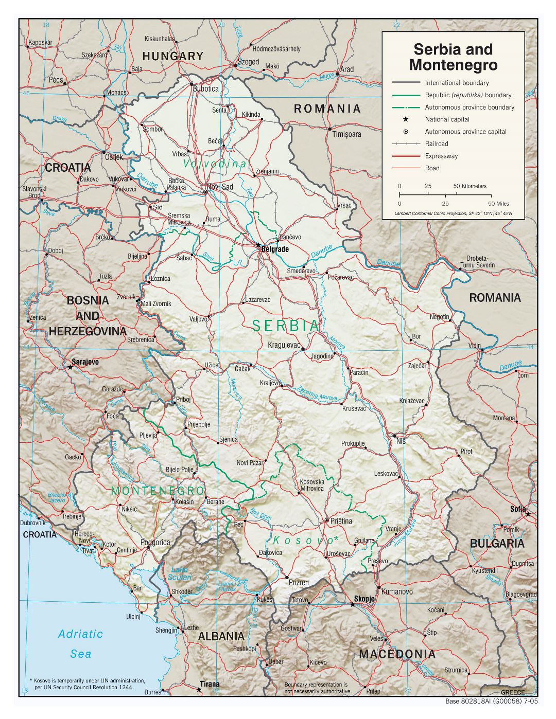 Grande detallado mapa político de Serbia y Montenegro con relieve, carreteras, ferrocarriles y ciudades importantes - 2005