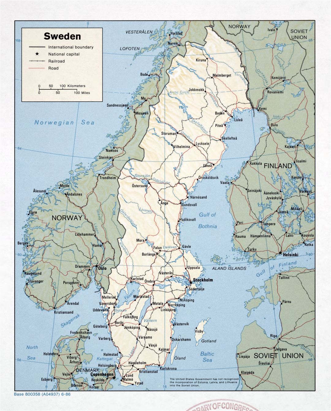 Grande detallado mapa político de Suecia con relieve, carreteras, ferrocarriles y ciudades principales - 1986