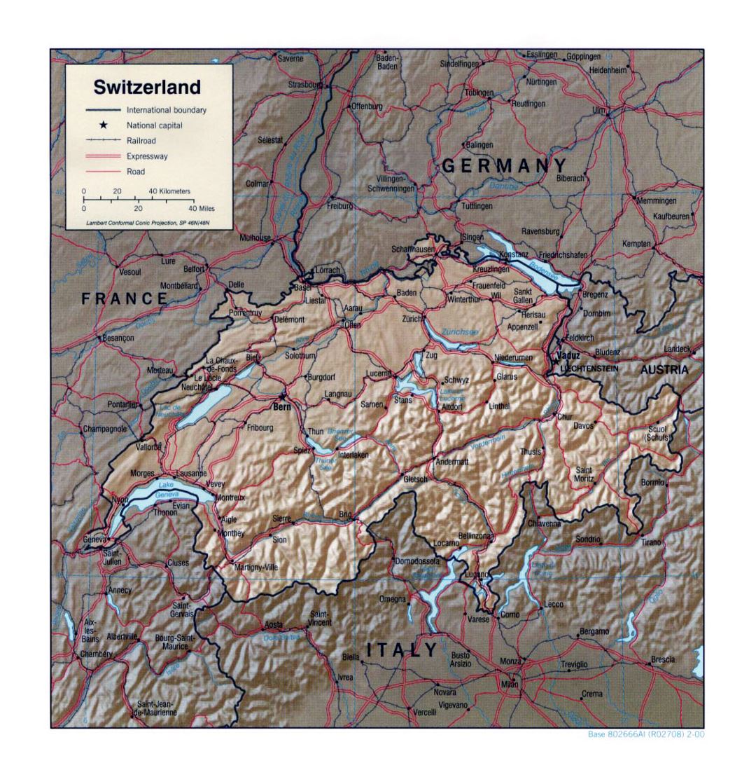 Detallado mapa político de Suiza con relieve, carreteras, ferrocarriles y principales ciudades - 2000