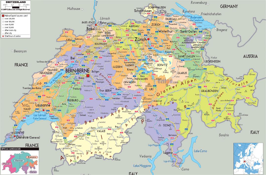 Grande mapa político y administrativo de Suiza con carreteras, ciudades y aeropuertos