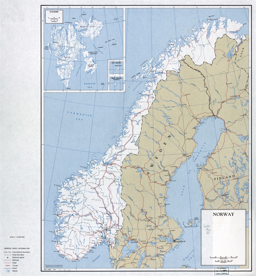 A gran escala mapa político y administrativo de Noruega y Svalbard con carreteras, ferrocarriles y ciudades principales - 1962