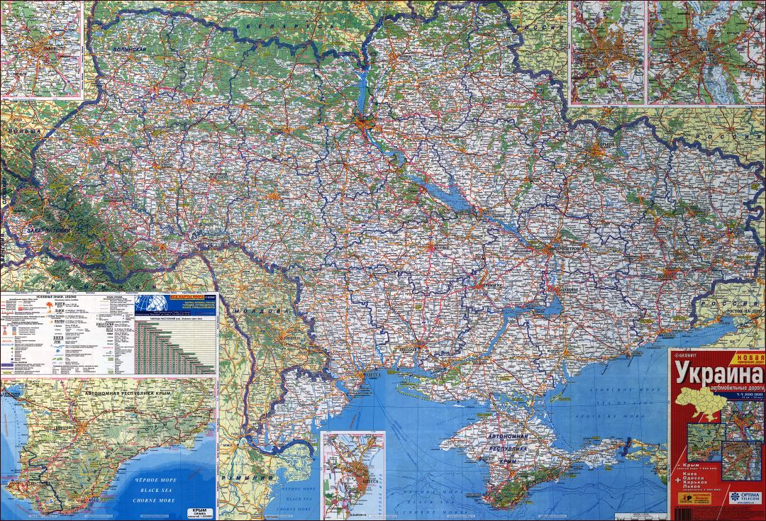 A gran escala mapa de carreteras y autopistas de Ucrania con administrativas divisiones, todas las ciudades, pueblos, aeropuertos y otras marcas en ruso