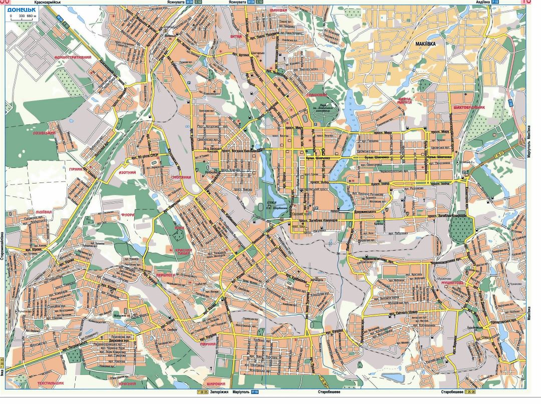 Grande detallado hoja de ruta de la ciudad de Donetsk en ucraniano