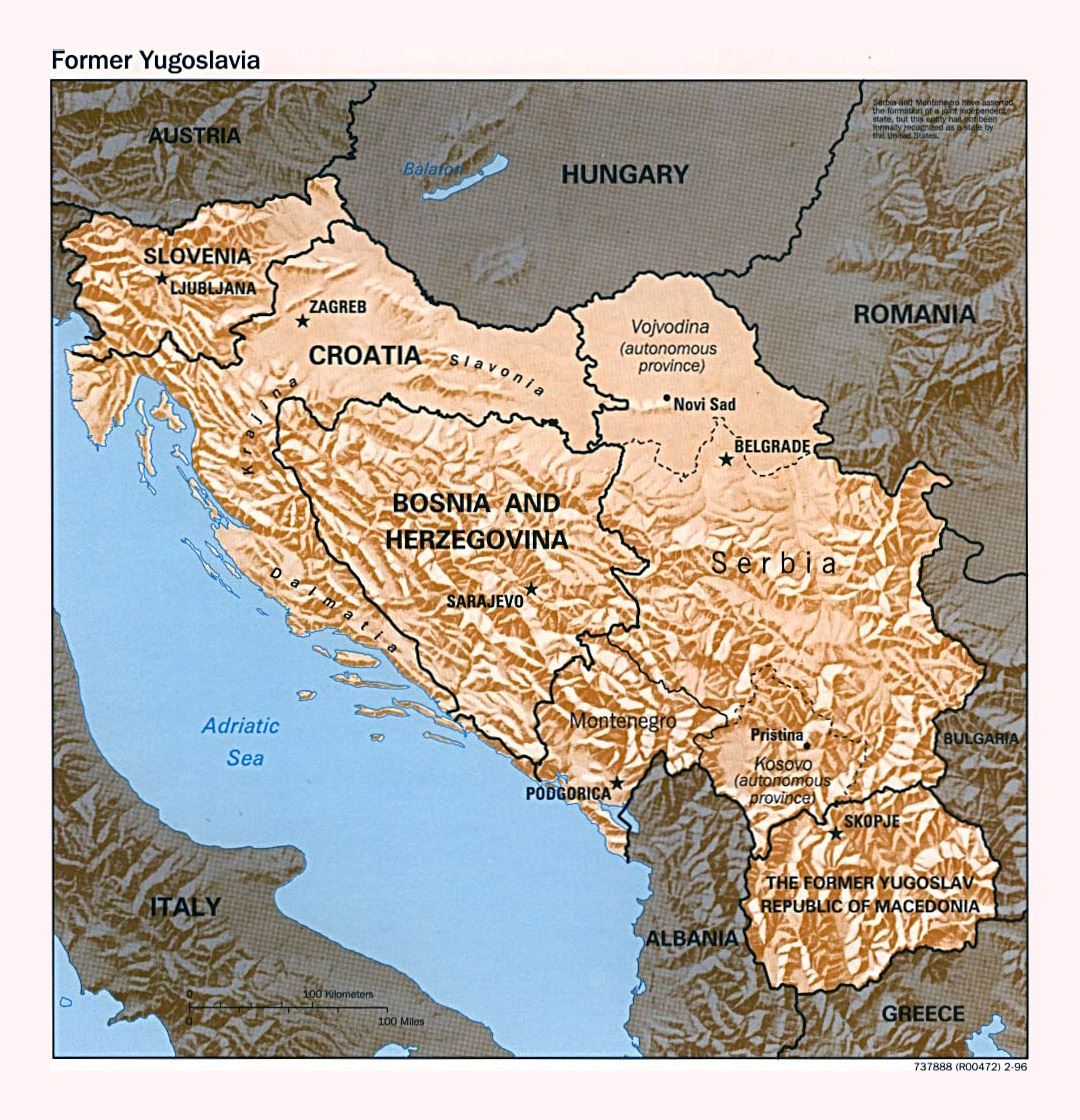 Detallado mapa político de Yugoslavia con alivio - 1996