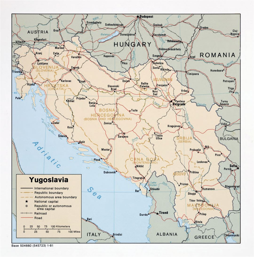 Grande detallado mapa político de Yugoslavia con carreteras, ferrocarriles y ciudades principales - 1981