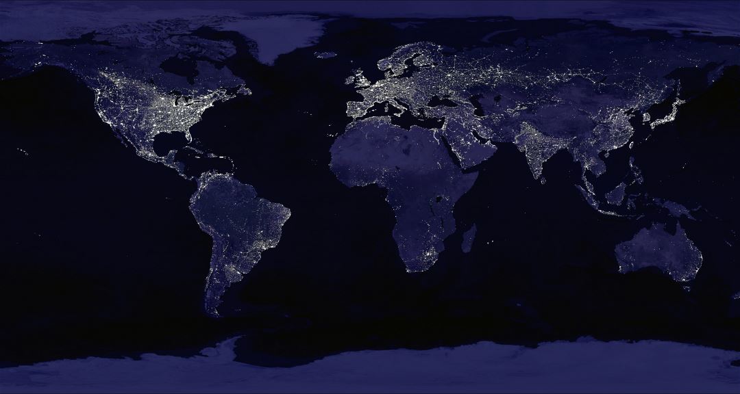 Mapa grande de la Tierra en la noche