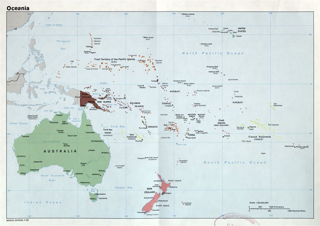 Gran escala del mapa político detallada de Oceanía con las capitales y principales ciudades - 1985